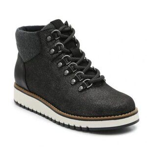 White Mountain black sparkle leather Clifton lace-up bootie Size 7.5